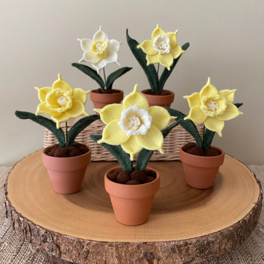 Daffodil: March Birth Month Felt Flower