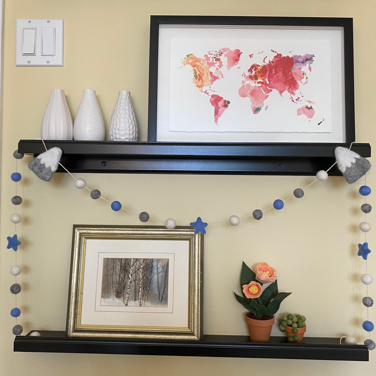 Mountain and Star Felt Garland Light Blue