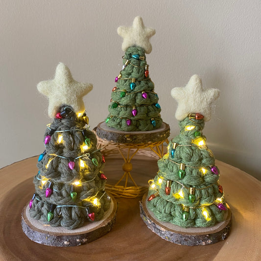 Macrame Christmas Tree (Battery Lights)