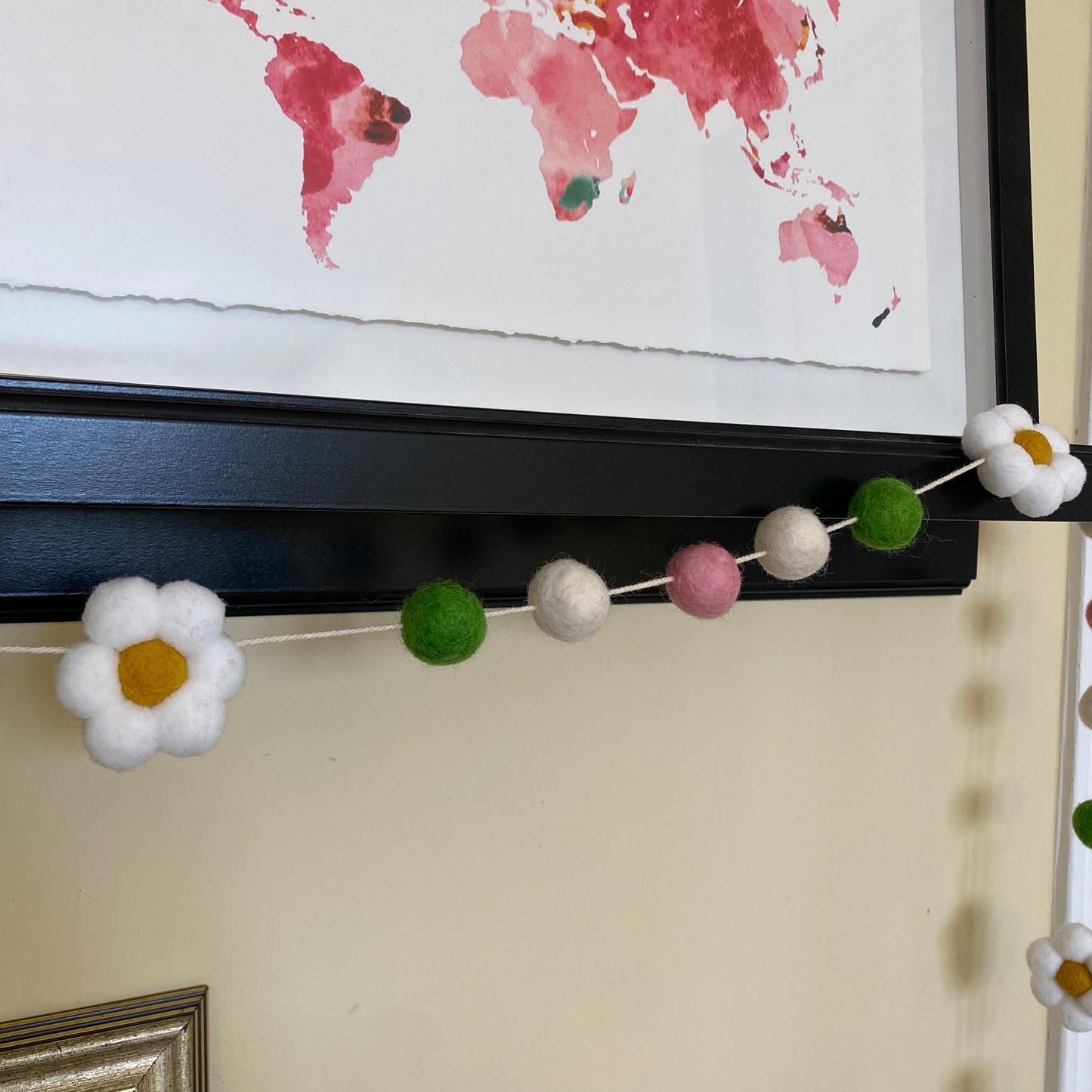 Daisy Spring Flower Garland