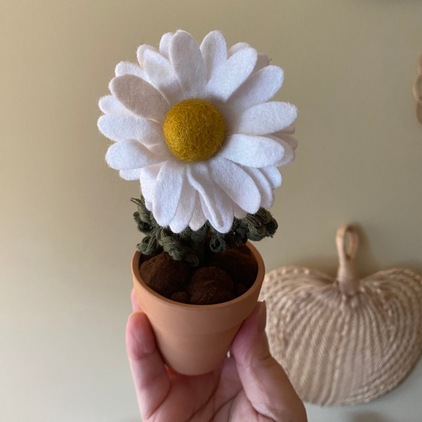 Felt and Macrame Daisy ***older style***
