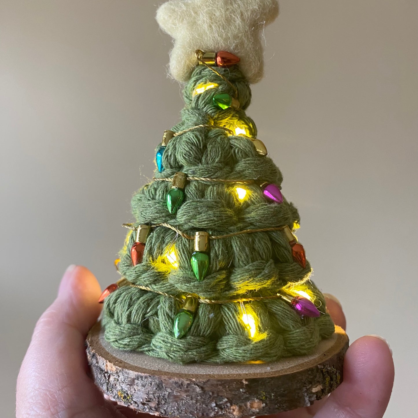 Macrame Christmas Tree (Battery Lights)