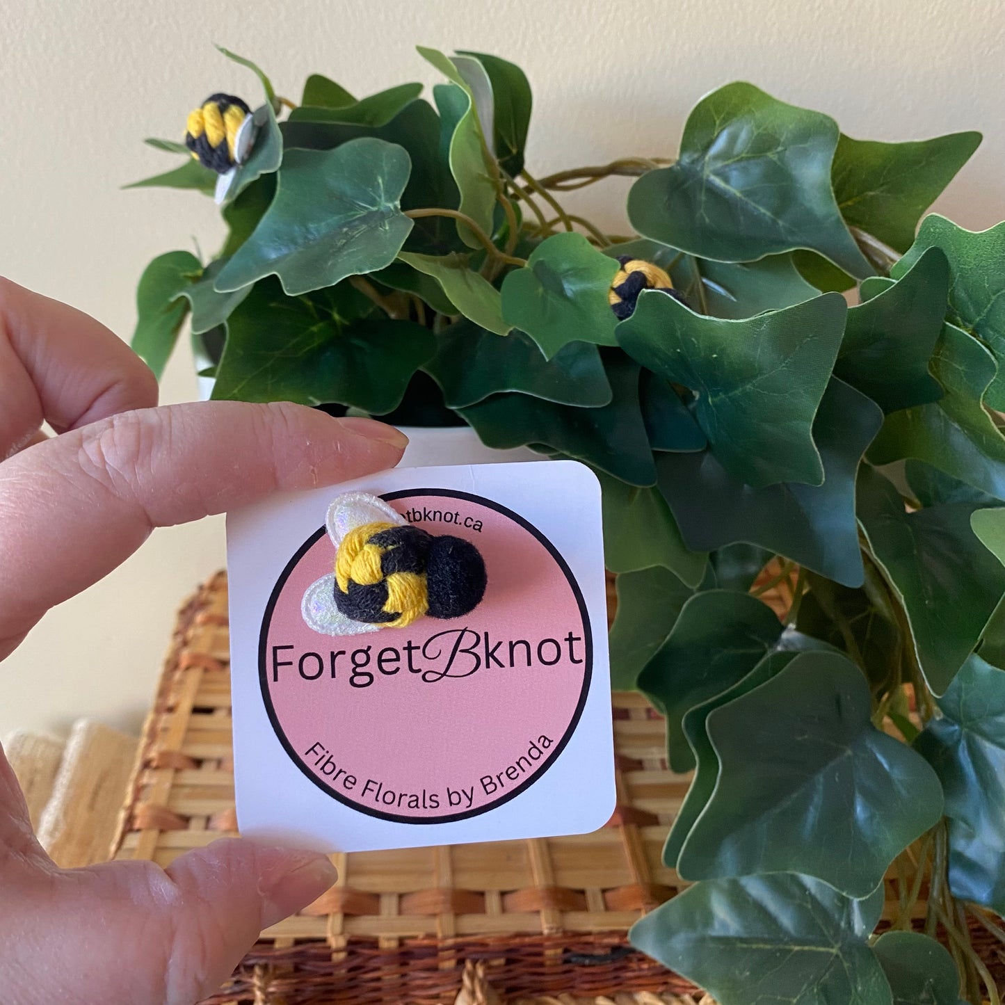 Plant Charm/Magnet - Ladybug/Bee/Spider