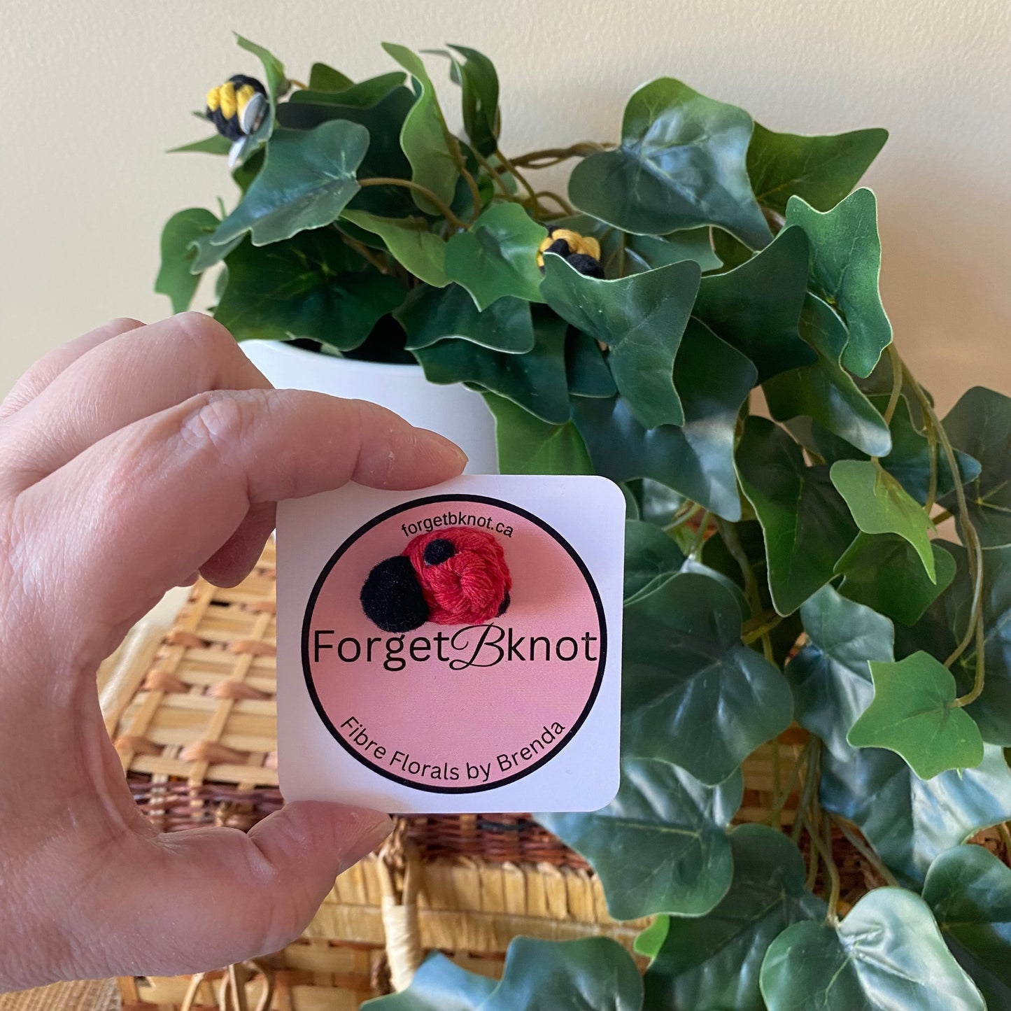 Plant Charm/Magnet - Ladybug/Bee/Spider