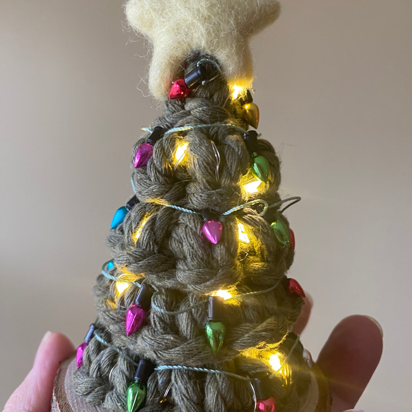 Macrame Christmas Tree (Battery Lights)