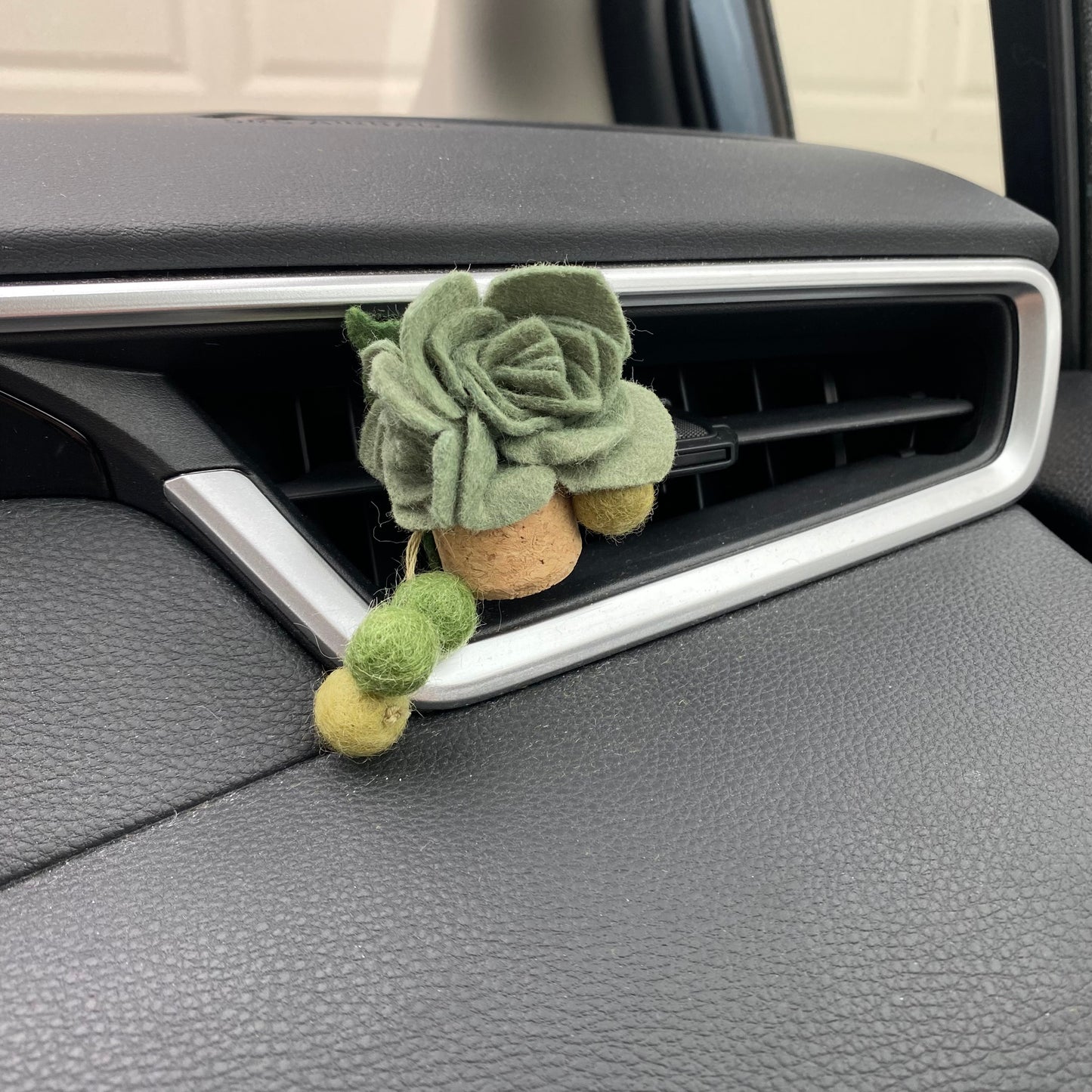 Car Vent Essential Oil Diffuser- Felt Succulent